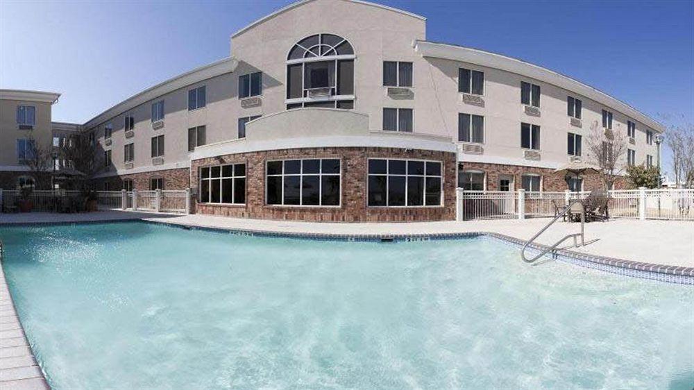 Holiday Inn Express Hotel & Suites Eagle Pass By Ihg Ngoại thất bức ảnh
