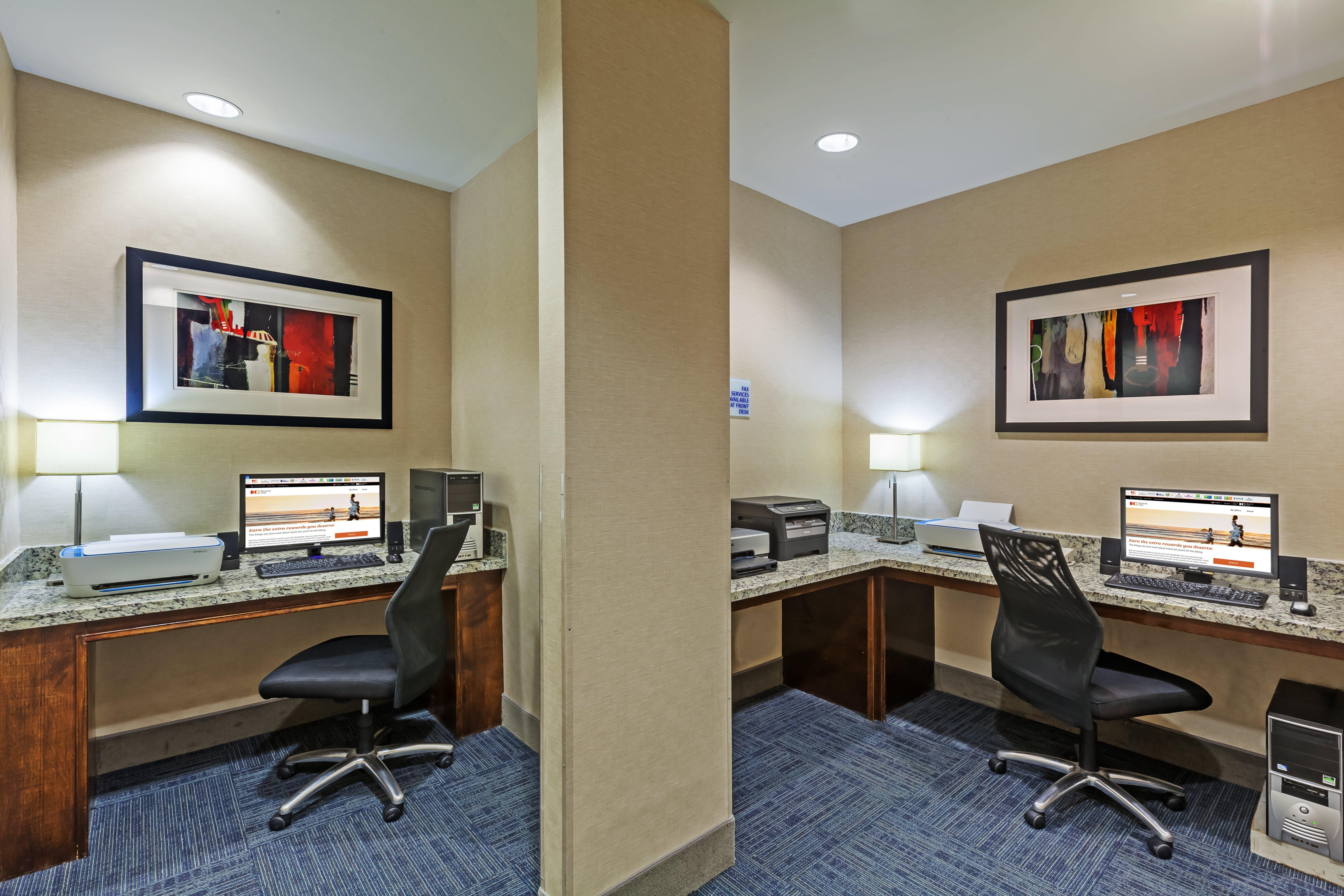 Holiday Inn Express Hotel & Suites Eagle Pass By Ihg Ngoại thất bức ảnh